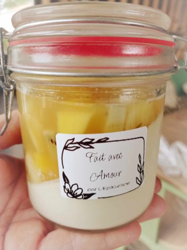 un bocal de panacotta 